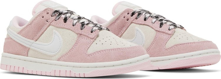 Nike Dunk Low LX 'Pink Foam'