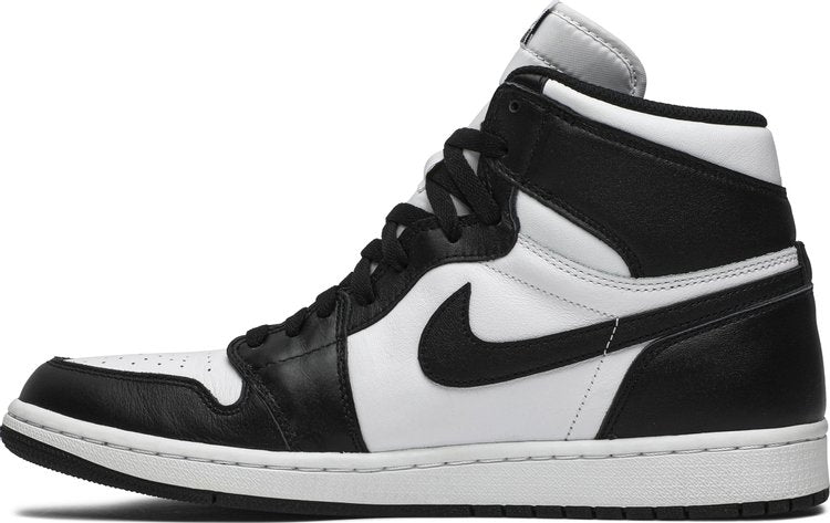 Nike Air Jordan 1 Retro High OG 'Black/White'