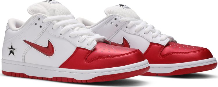 Nike dunk high hot sale supreme varsity red